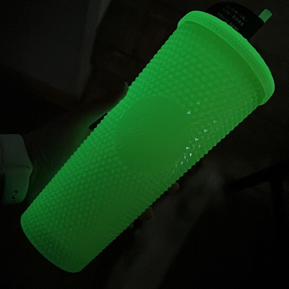 Venti Glow in the dark Fall 2022 Release NWT